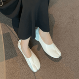 Kai | Microfiber Leather Women’s Tabi Flats - Montrell